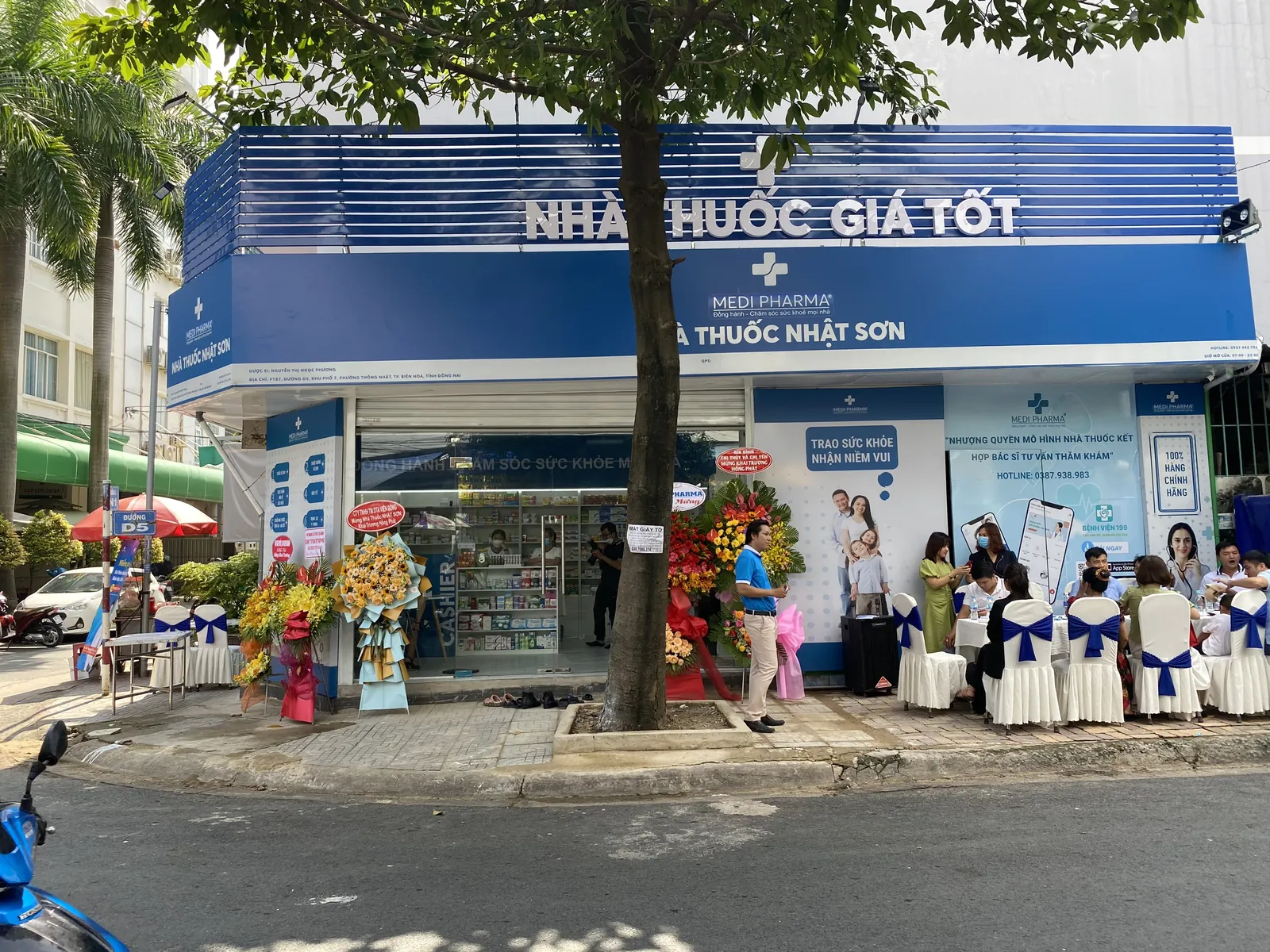 Hướng Dẫn Chọn Vị Trí Mở Nhà Thuốc: Phân Tích Thị Trường, Dân Số & Công Cụ Đánh Giá